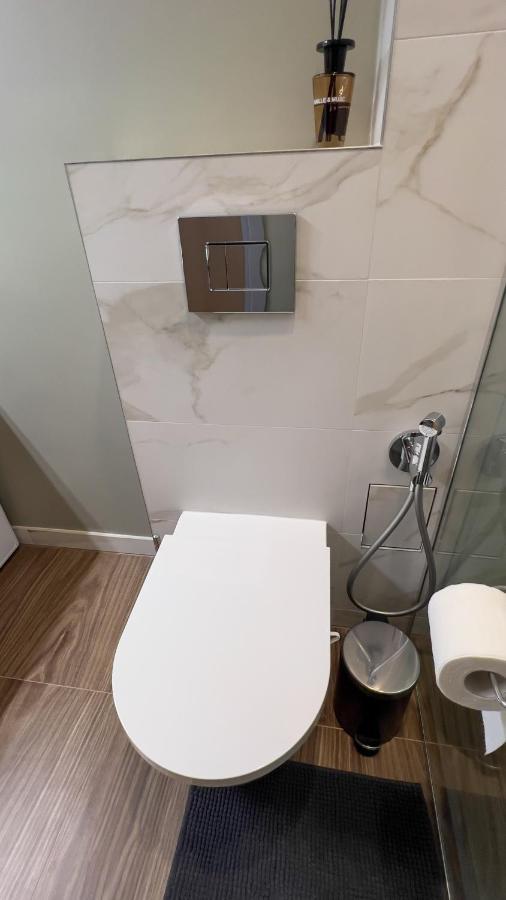 Appartamento The Sixth - Self Check-In Tukums Esterno foto