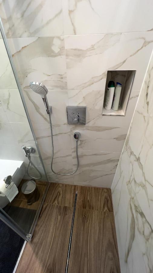Appartamento The Sixth - Self Check-In Tukums Esterno foto